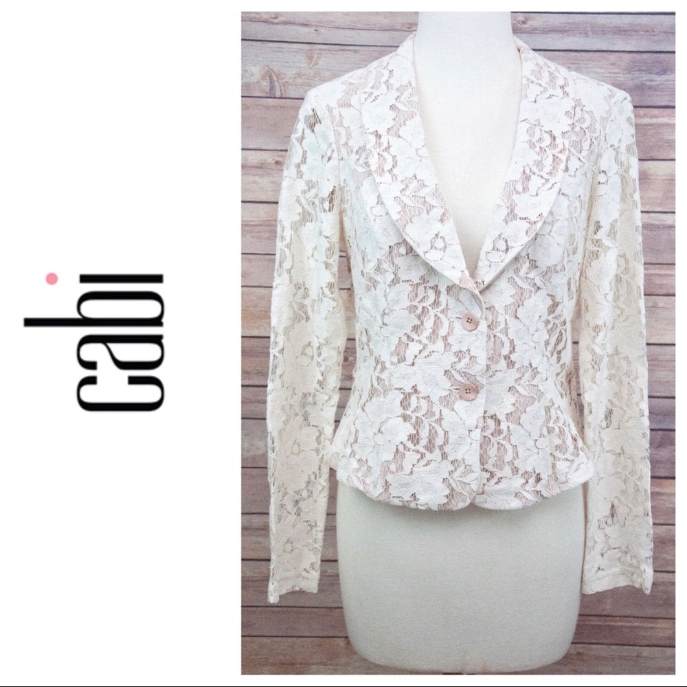 *SOLD* NWT Cabi Ivory Floral Lace Short Blazer #249 Sz 6
